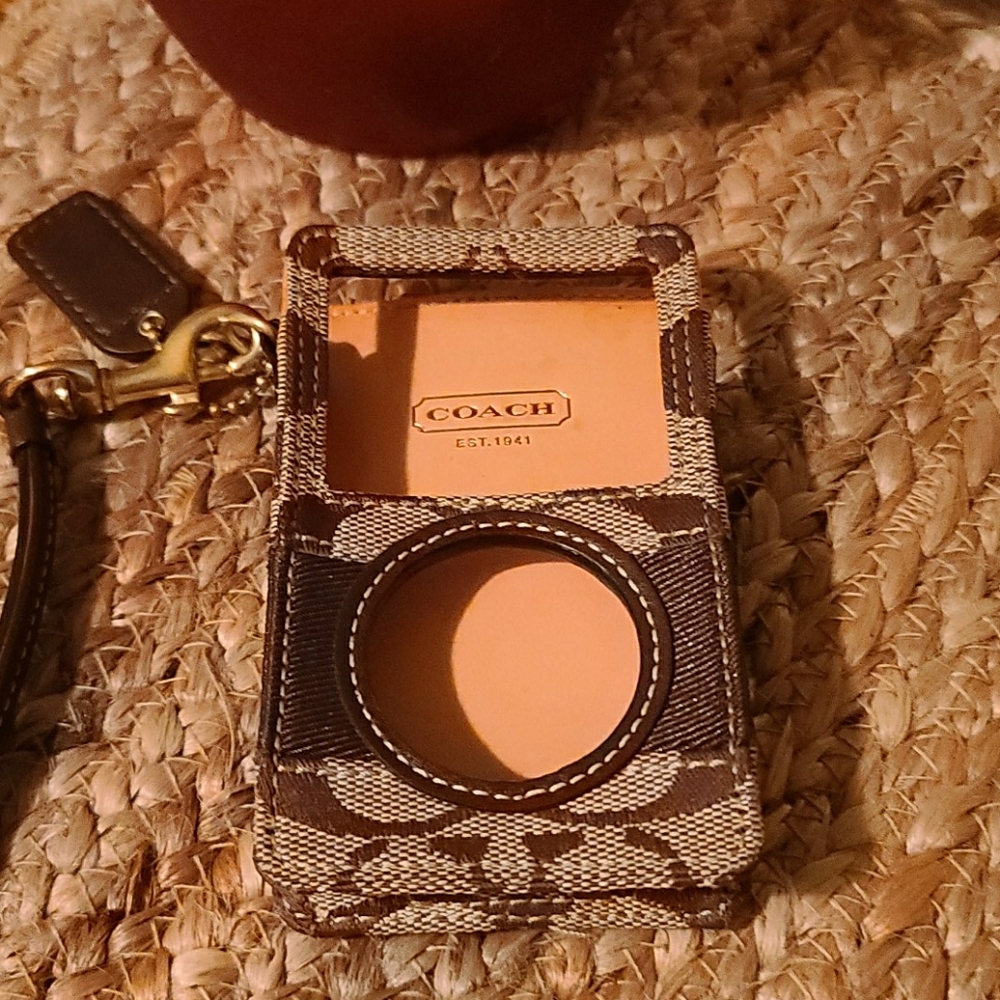 Coach I pod case